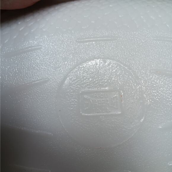 Vintage Glasbake 18" Fish Shaped Milk Glass‎ Baking Dish Made in USA - Picture 8 of 9